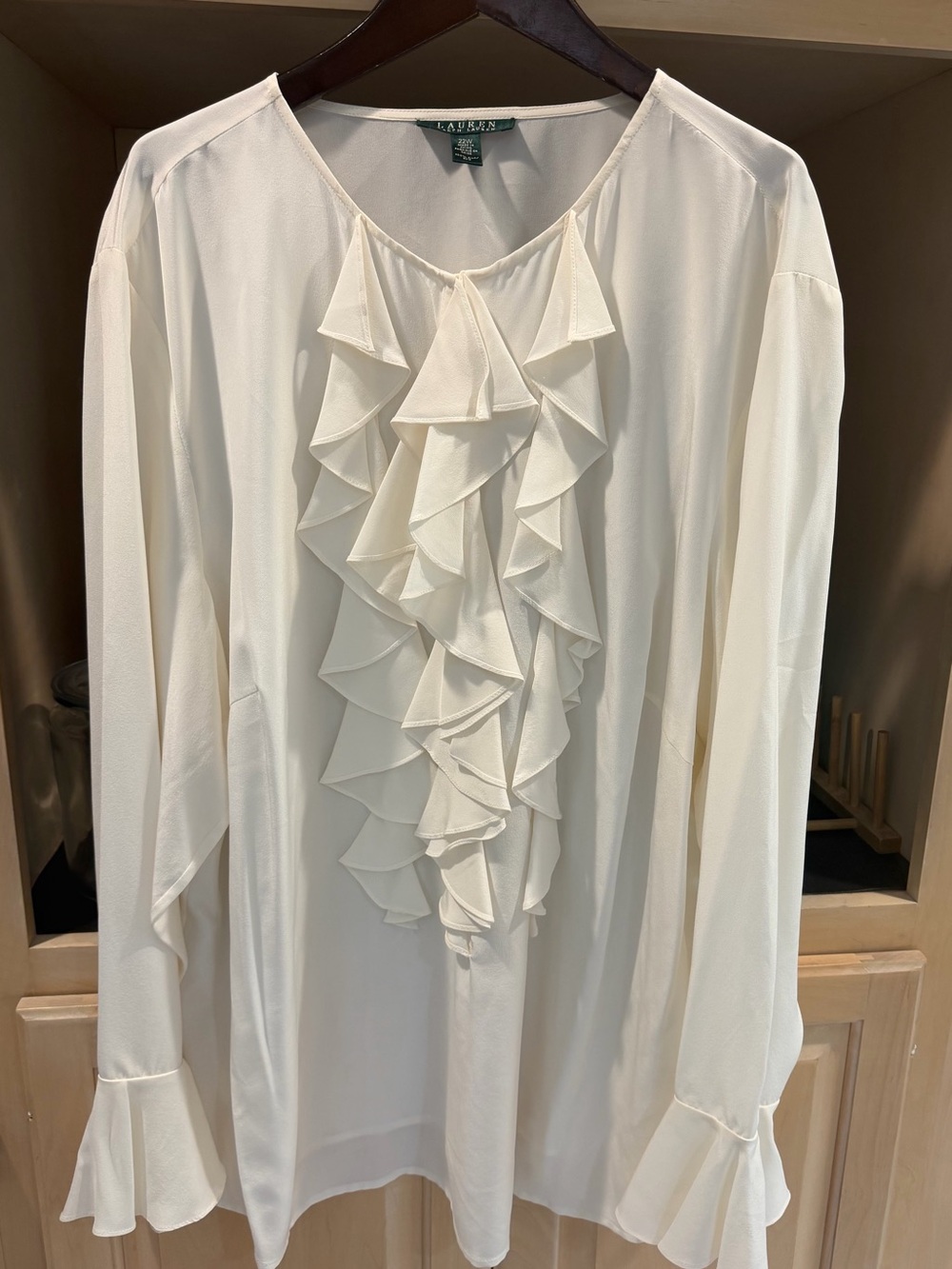 Lauren Ralph Lauren Silk Cream Ruffle-Front Long Sleeve Blouse 22W